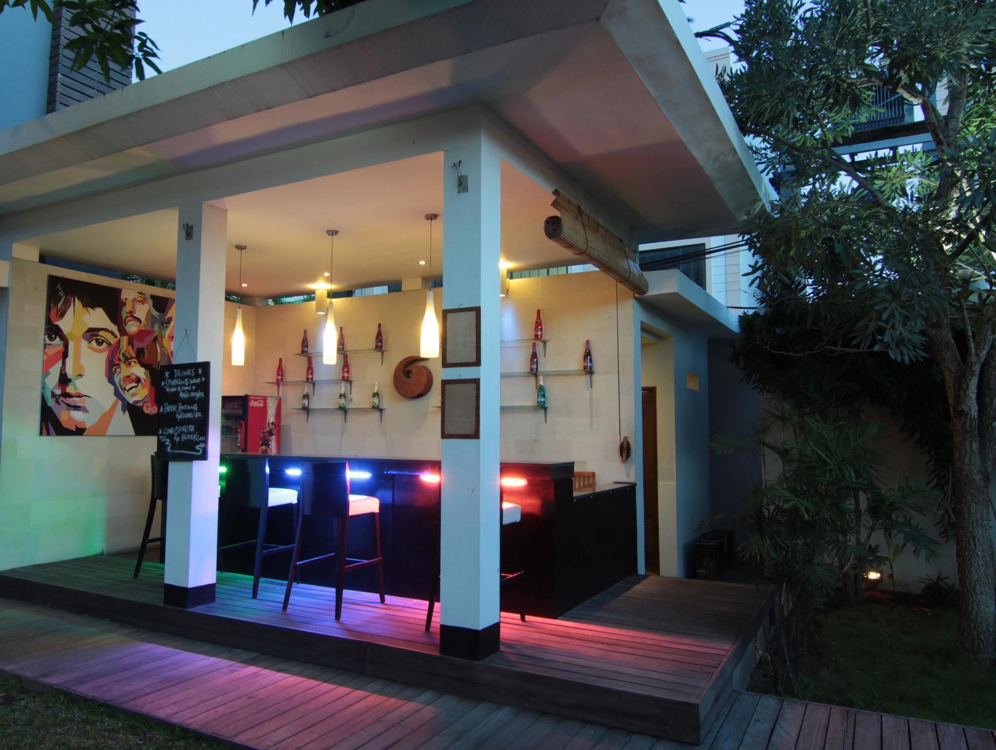 Gosyen Hotel Legian  Exterior photo