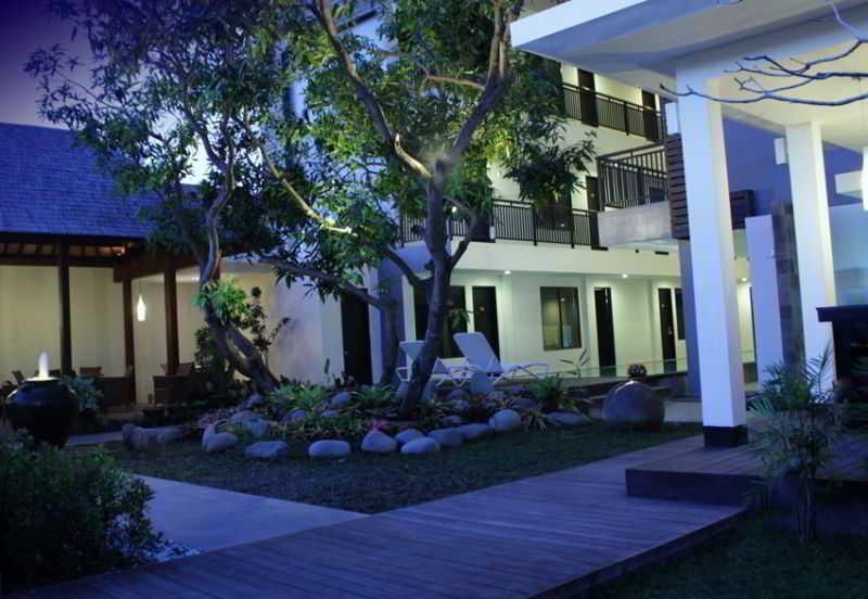 Gosyen Hotel Legian  Exterior photo