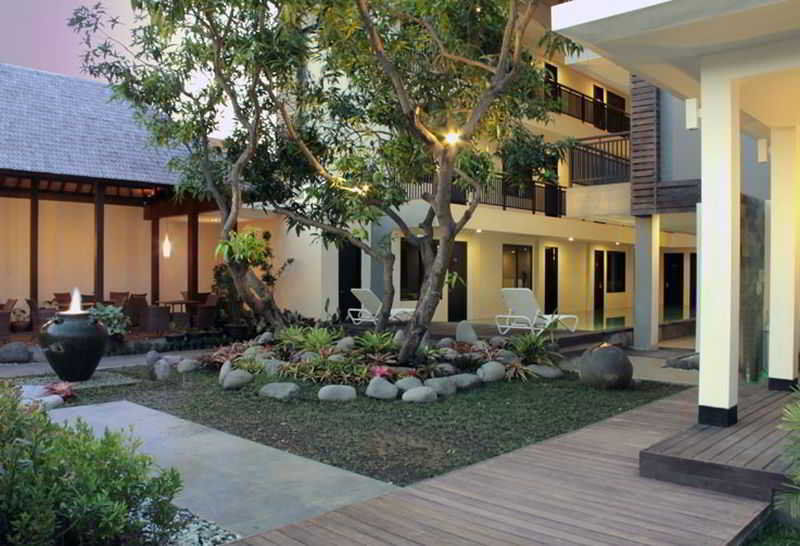 Gosyen Hotel Legian  Exterior photo